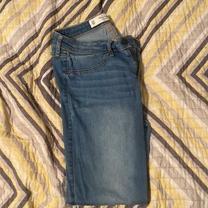 Abercrombie and Fitch skinny jeans light wash